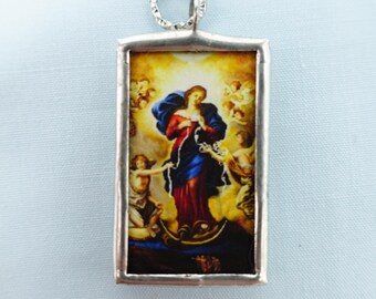 Our Lady - Untier of Knots - Undoer of Knots - Pope Francis Favorite - Glass and Solder Pendant - Catholic Gifts
