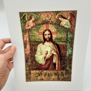 Jesus Holding the Eucharist / First Communion Gift / Vintage Catholic Art Print Archival Quality zdjęcie 2