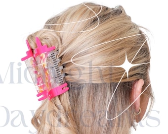 Half-Up Hairdo Med Syringe Hair Clips