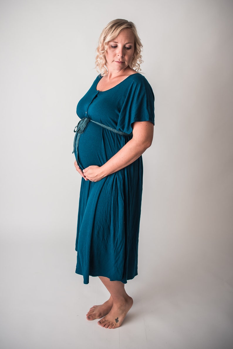 labor and postpartum gown