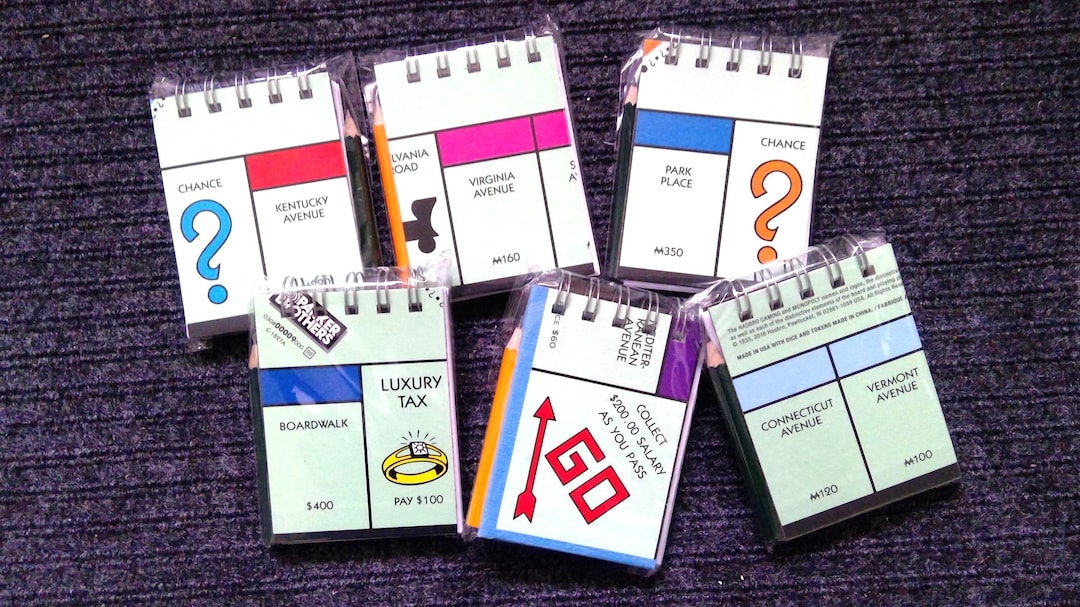 Monopoly Notepad Monopoly Game Board Mini Notebook: Upcycled Party Favor for Gamers ...