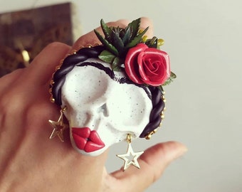 Anillo Frida Catrina hecho a mano, anillo ajustable de arcilla polimérica