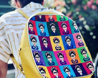 Mochila Frida Kahlo bordada en cruz, bolso artesanal de cuero