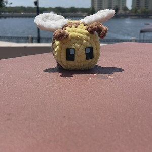 Square Bee Handmade Plushie, Yellow and Black Bee Plushie, Crocheted Plushie, Durable, Soft And Handmade