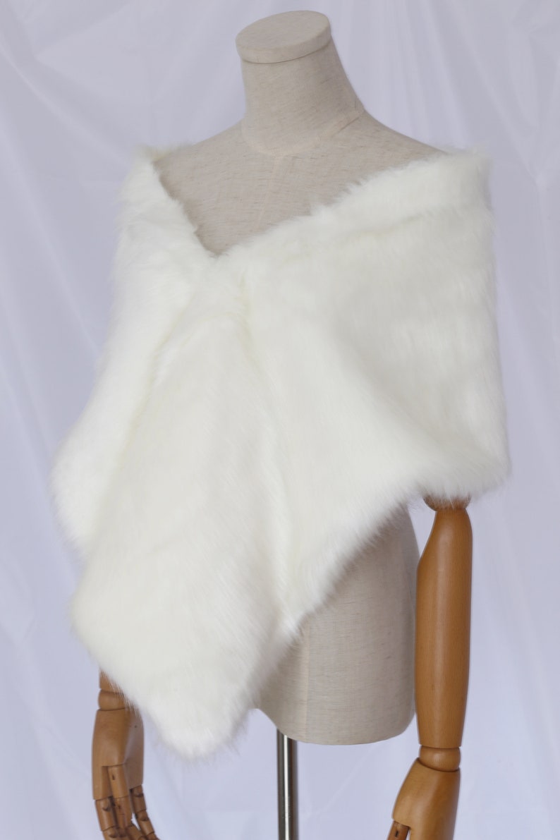 Sale Faux Fur Shawl for Bride Bridesmaid White