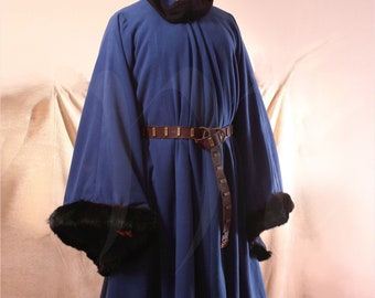 Medieval Houppelande, Gothic Court Dress with Natural Fur, Noble Unisex Attire, Wool Gown with Fur, Duke of Berry, 15th Century