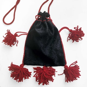 Borsa in pura seta, borsetta medievale in seta con nappe; borsa da rievocazione storica; borsetta con coulisse per monete; accessori medievali; XIV-XV secolo