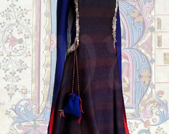 Medieval Women's Surcoat, 13th-16th Centuries, Sleeveless Gown
