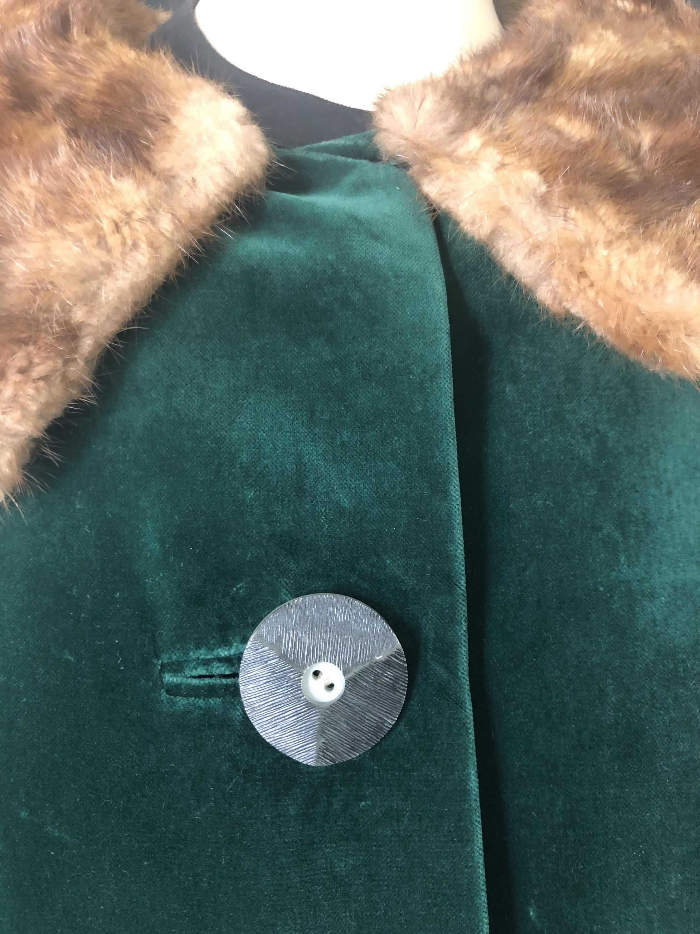 1960s Green Coat with Marmot Fur Trim & Dramatic Collar main image 1