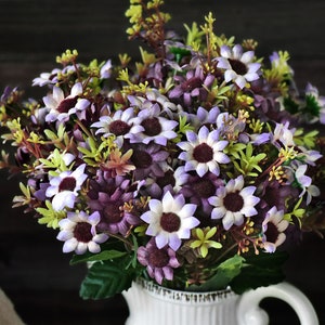 FiveSeasonStuff Daisy Silk Flowers, Outdoor Artificial Flowers Arrangement Decorations (4 Flower Bundles,) 13 inches Tall (Joyful Purple)