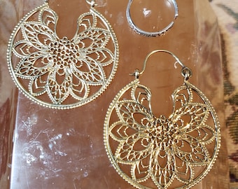 Spiders Blossom Earrings - Brass Gold Festival Burning Man Flow Arts Sacred Geometry Cosplay Jewelry Silver Big Hoops Bohemian Boho Chic