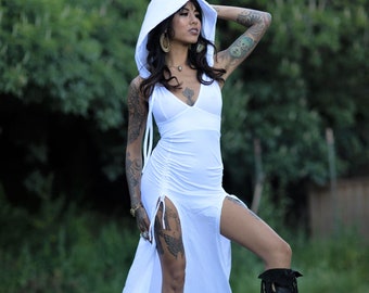 Shan Priestess Hooded Dress - Detachable Hood Sorceress White Bridges Outfit Sexy Wedding Costume Bridesmaid Creed Renaissance Cosplay