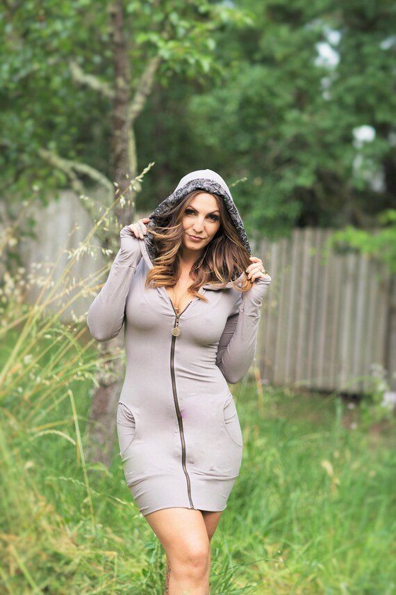 Aiwa Cozy Hoodie Dress Flower of Life 