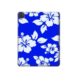 Könnte beinhalten: Eine blaue Handyhülle mit einem weißen Hibiskus-Blütenmuster.