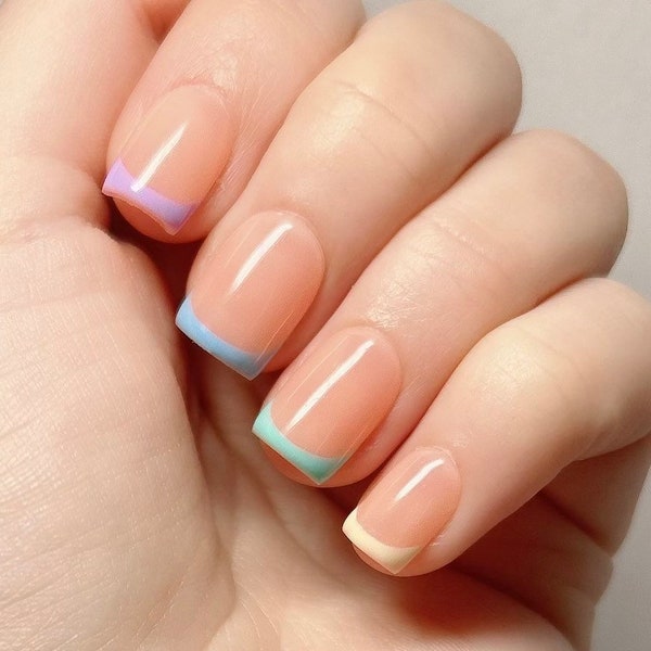 NEW! Extra Short Hand Painted Press On Nails! Spring Summer Pastel Colourful French Tips Peachy Nude Fresh Square
