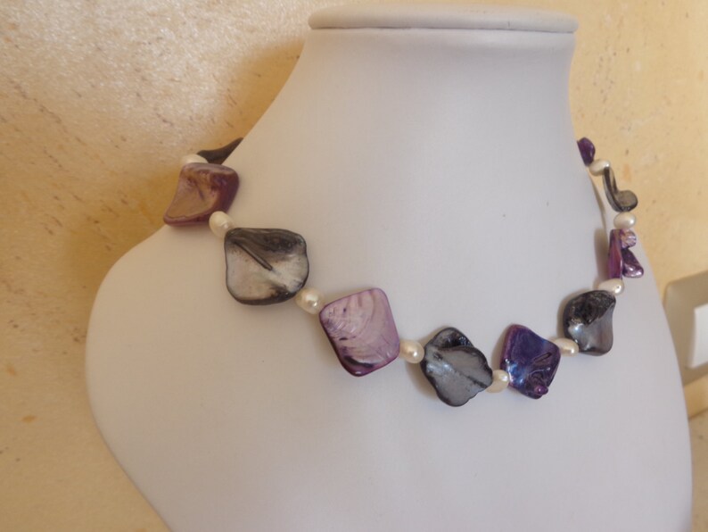 My special gift mop choker black and purple necklace Mop and freshwater pearls necklace mother of pearl necklace