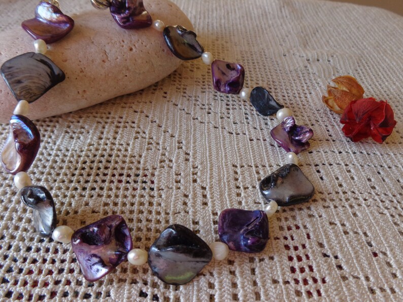 My special gift mop choker black and purple necklace Mop and freshwater pearls necklace mother of pearl necklace