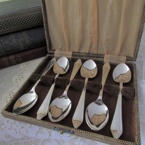 Vintage Set of 6 Silver Plated Teaspoons - circa 1960&#39;s