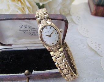 Vintage Ladies Accurist Wristwatch - Yellow Metal Stainless Steel Flexi Link Bracelet - A Lovely Classic Watch