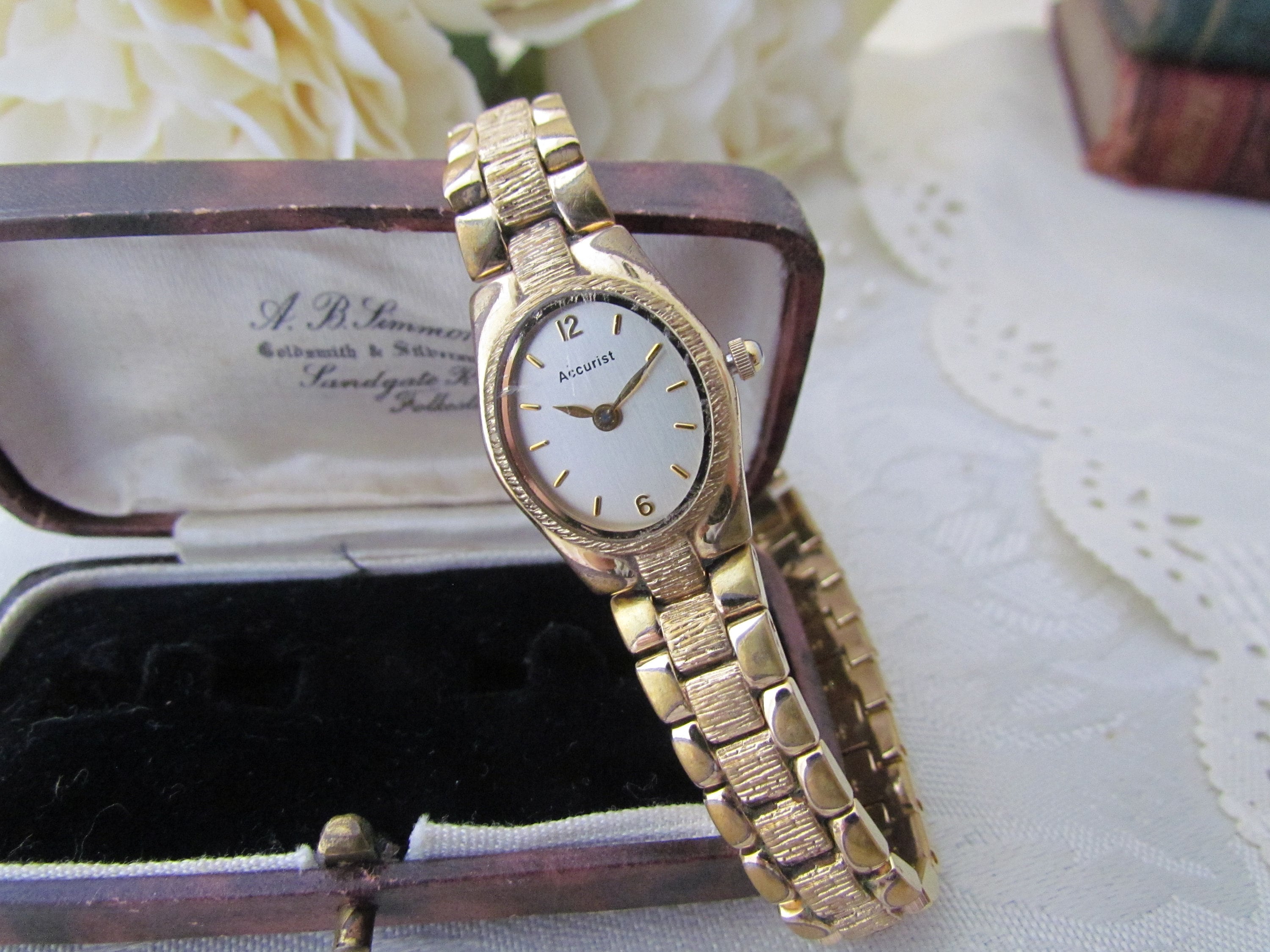イギリス　アキュリスト社　ビンテージレディース腕時計 Vintage accurist ladies watch - Etsy 日本