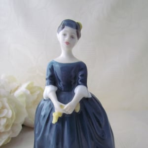 Vintage Royal Doulton &quot;Cherie&quot; Bone China Figurine HN 2341 - Designed by Margaret &#39;Peggy&#39; Davis - Issued From 1966 - 1992