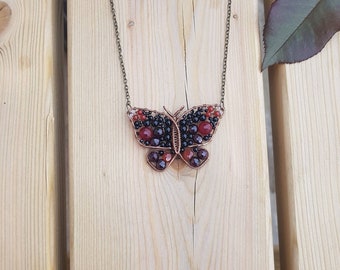vintage 1950s beautiful butterfly insect necklace pendant piece kitsch boho summer wardrobe