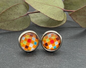 Ohrstecker Cabochon aus Edelstahl, Ohrringe, karo in orange,  10 mm, Geschenk, Mitbringsel