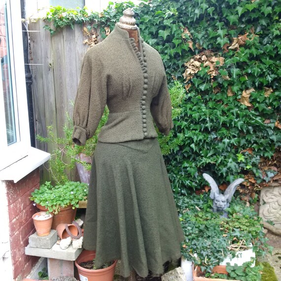1970's green wool Miss Mouse designer Rea Spencer-