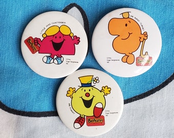 MR TOPSY TURVEY AT BEEFEATER MR MEN PICTURE BADGE 
