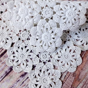 Vintage crochet lace doily - original hand made small rustic table mat - large cotton fruit bowl coaster - shabby chic primitive antique