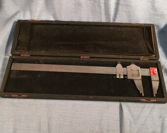 L.S. Starrett 12" Vernier Caliper Model No. 122 Made in USA - Vintage In Original Case