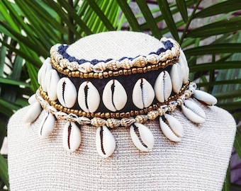 Cowrie Shell Choker, Black