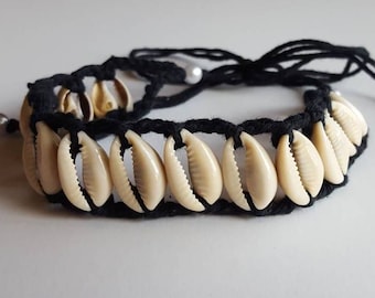 Cowrie Shell Choker, Black