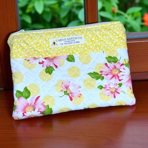 Lemon Bloom Quilted Zipper Pouch: Handmade Floral Travel Organizer