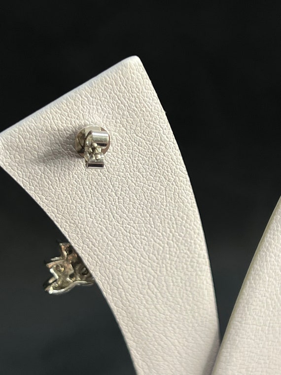 Vintage 14k diamond drop earrings in white gold -… - image 10
