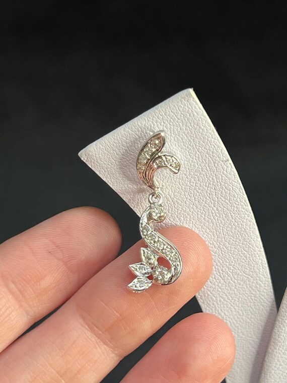 Vintage 14k diamond drop earrings in white gold -… - image 2