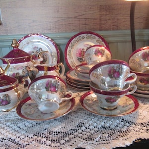 Gold Plated Tea Set White Porcelain Made in Japan Lovers 21 Pieces Perfect Condition