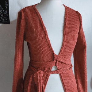 Sanlivine terra cota/brick wrap cardigan Tempérance cardigan in knitted knit image 1