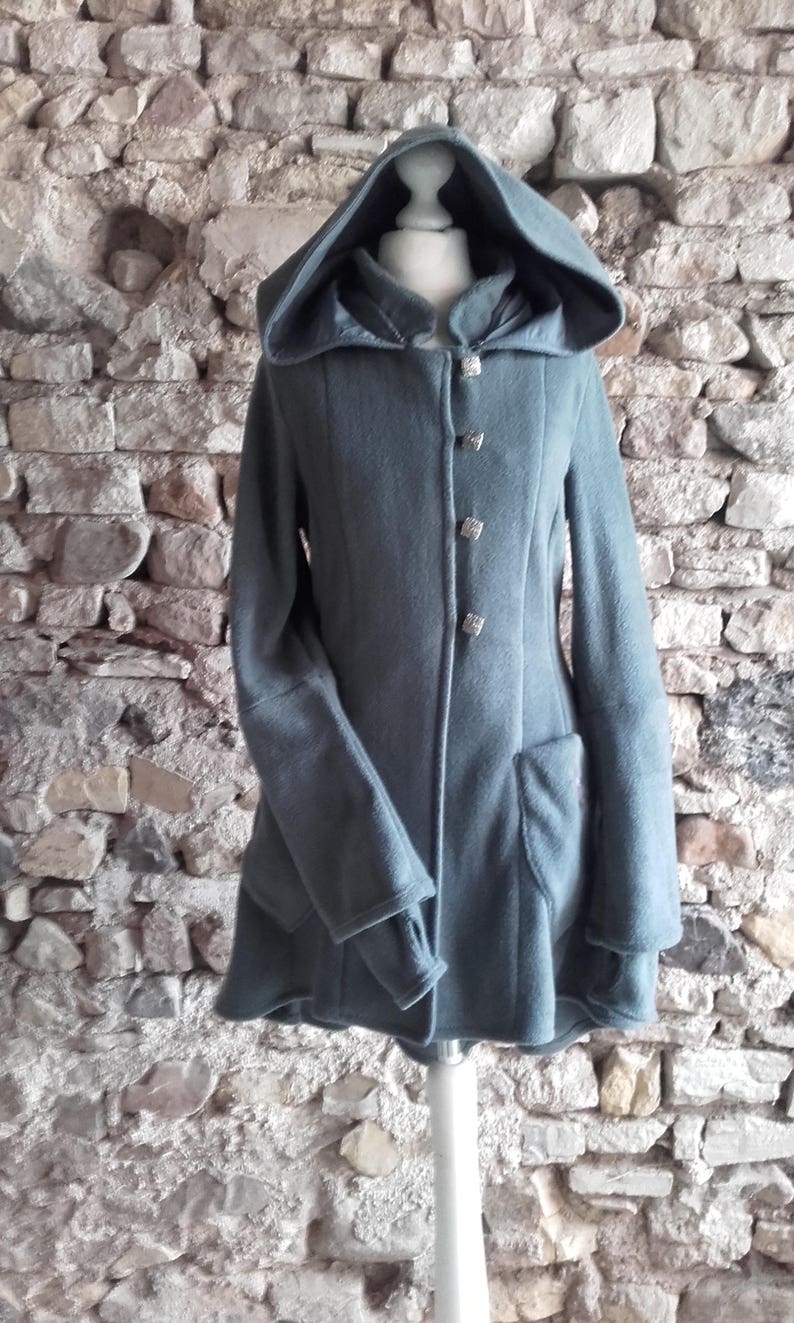 Manteau veste de fée Elfique Elmine manches mitaines et grande Capuche amovible en polaire gris Sanlivine image 2