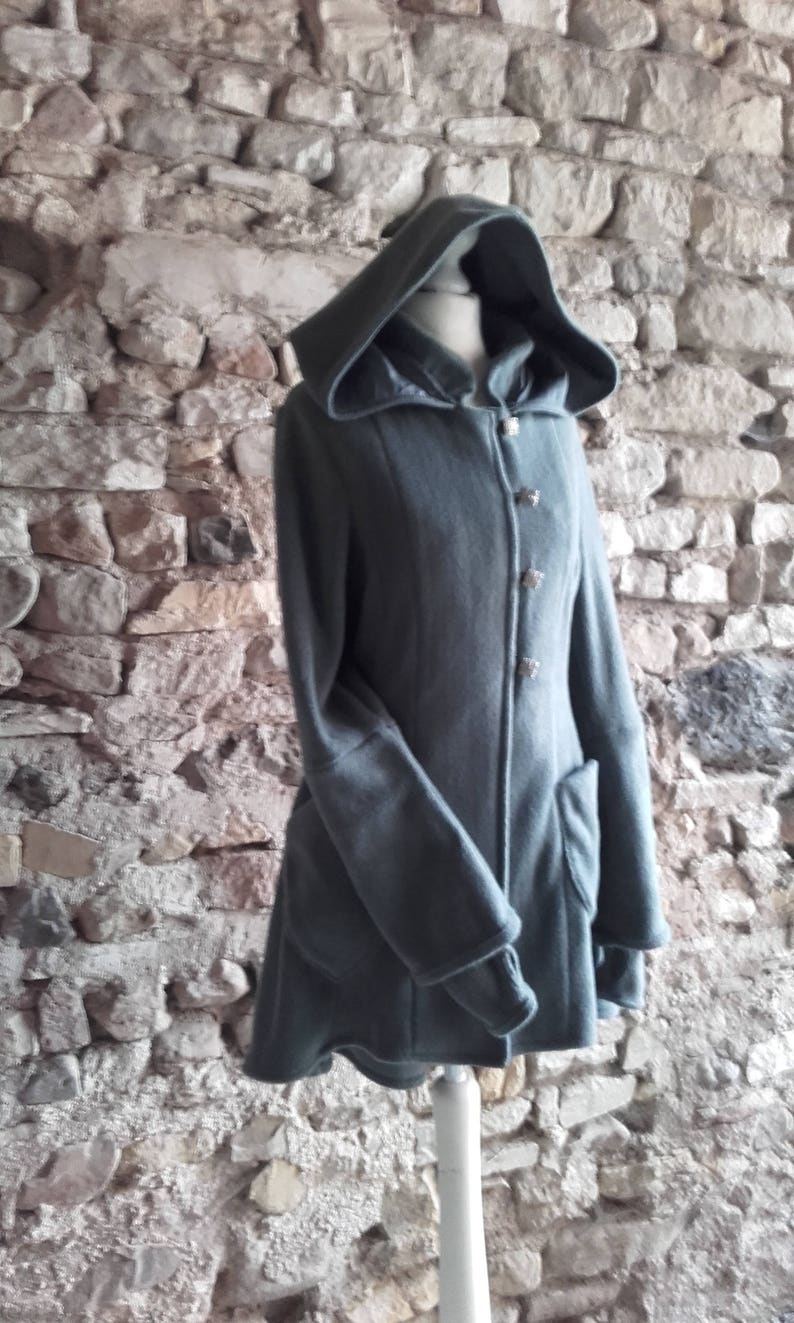 Manteau veste de fée Elfique Elmine manches mitaines et grande Capuche amovible en polaire gris Sanlivine image 1