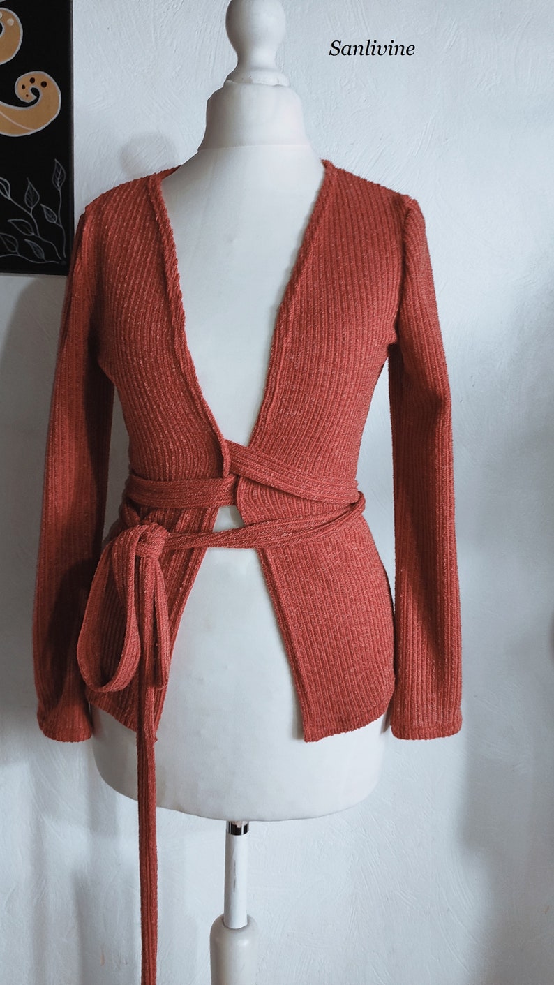 Sanlivine terra cota/brick wrap cardigan Tempérance cardigan in knitted knit image 2