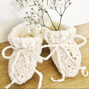 Organic Baby Booties, Newborn Baby Booties, Coming Home Baby, Keepsake Baby Gift, Gender Neutral Baby, Hospital Baby Gift, Organic Cotton image 2