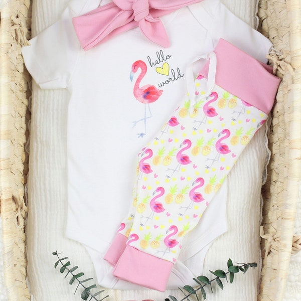 Vêtements de bébé bio, tenue de bébé fille Coming Home, tenue de bébé flamboyante, Body bébé fille flamant rose, leggings bébé flamant rose, Hello World