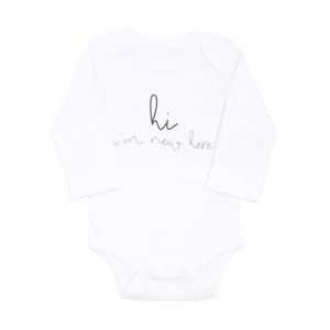 Organic Baby Clothes, Hi I’m New Here Baby Bodysuit, Baby Gift, Newborn Baby Onesie, Gender Neutral Baby Clothes, Organic Bodysuits