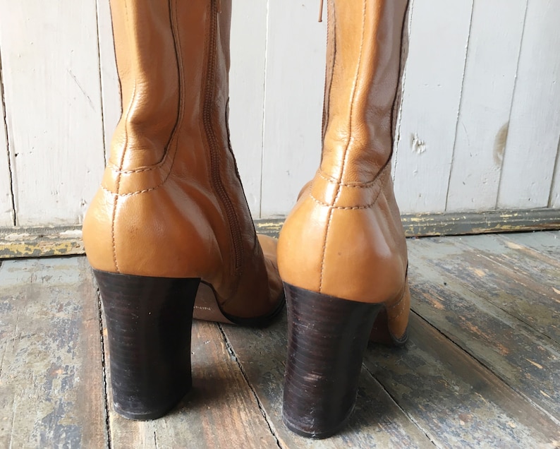 Vintage 90s Nine West Tan Brown Leather Side Zip Short Ankle High Heeled Boots 9.5