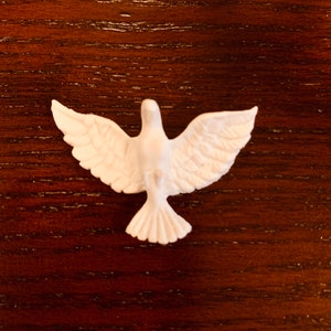 Holy Spirit of God friendship Doves resin 10 ornaments. image 8