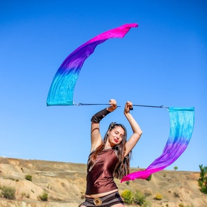 Drapeau en soie Poi Bleu - Violet - Rose