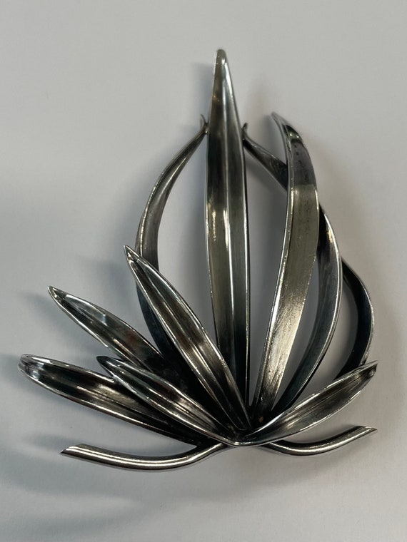 Sterling silver leaf brooch by Gertrude Engel Roug