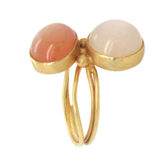 18K yellow gold twin moonstone ring - image 2