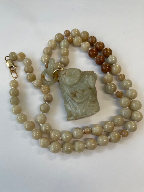 Carved jade pendant on jade beads with 14K ring a… - image 2